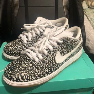 Nike Dunk Concrete